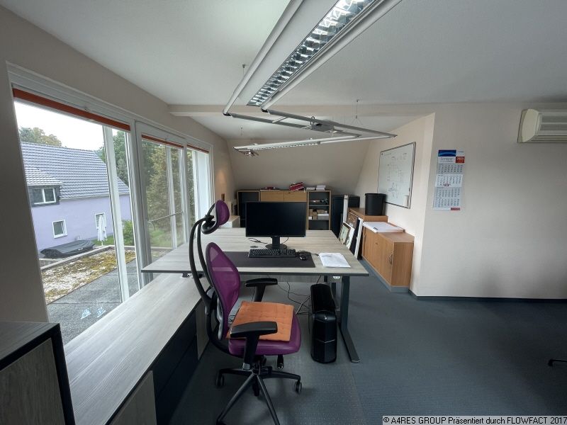 Bürohaus mit Stellplätzen - Moderne Ausstattung in Cunewalde