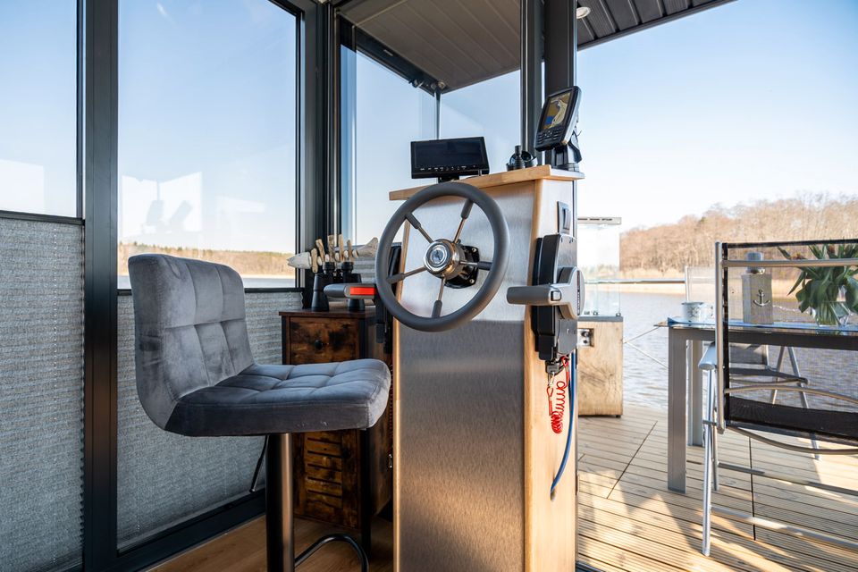 Hausboot mieten auf der Mecklenburgischen Seenplatte! Jetzt die letzten freien Termine im Juni sichern! my Seahouse 4 an Pfingsten noch verfügbar ! in Moers