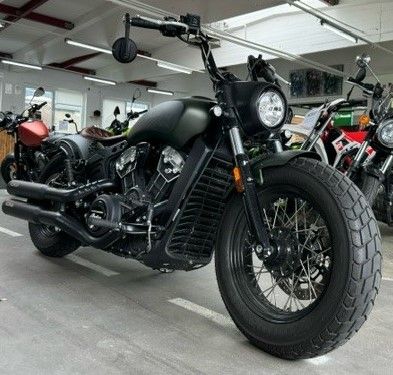 Indian Scout Bobber Twenty Grün Matt Baujahr 2021 in Hamburg