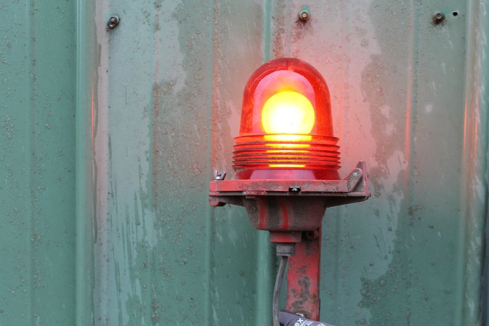 Positionslampe mit Energieapsleuchte rot   (# 31) in Großheiderfeld