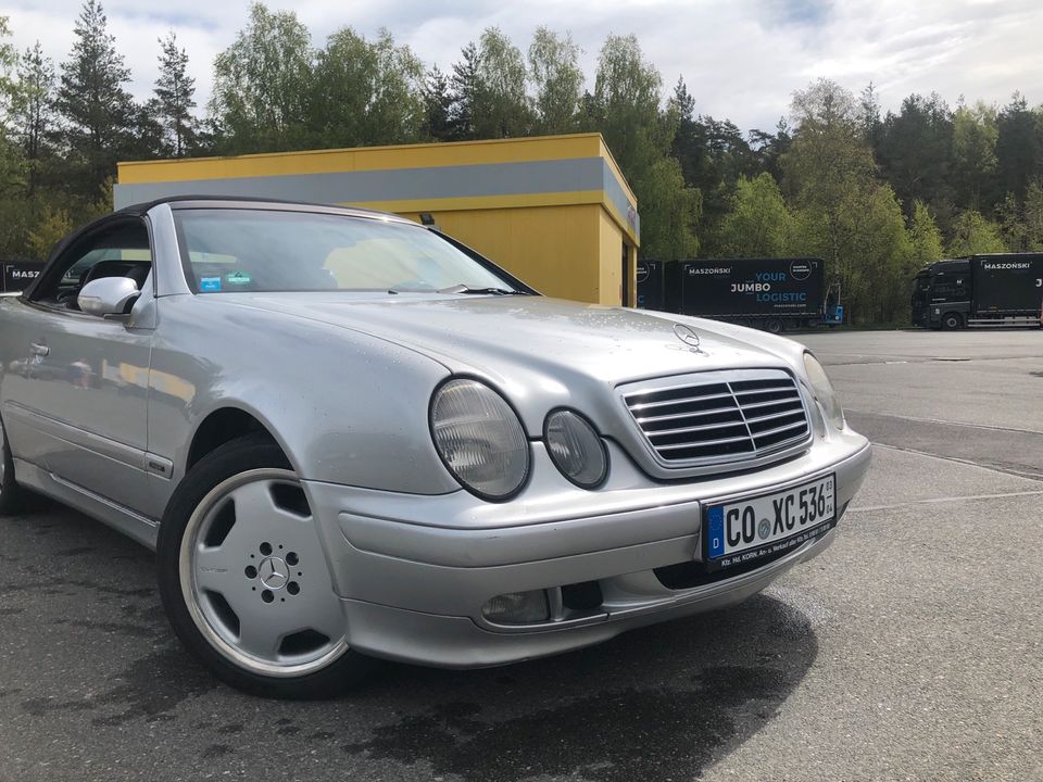 Mercedes CLK 200 CABRIO mit 193 PS - ROSTFREI aus  ITALIEN ! in Coburg