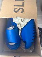 Yeezy slide blau Größe 36 neu Nordrhein-Westfalen - Grevenbroich Vorschau