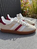 Adidas / Damen / Gr.37 / Gr.37 1/3 | 4 Paare - 200€ Hessen - Linden Vorschau