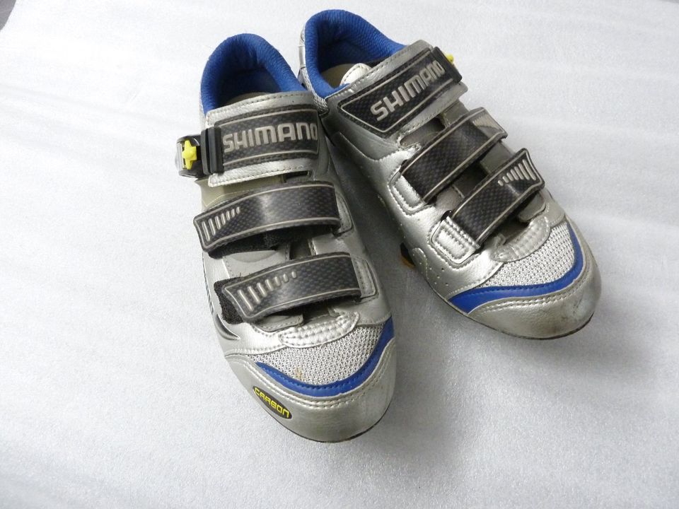 SHIMANO-Rennradschuhe, Carbon-Sohle, Gr.42 (effektiv 41) in Weilburg