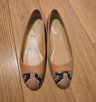 Ralph Lauren Ballerinas – Beigemit Schlangen-Muster, Gr. 8,5 Berlin - Wilmersdorf Vorschau