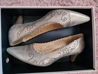 Gabor Leder Vintage Pumps 7,5 Berlin - Reinickendorf Vorschau