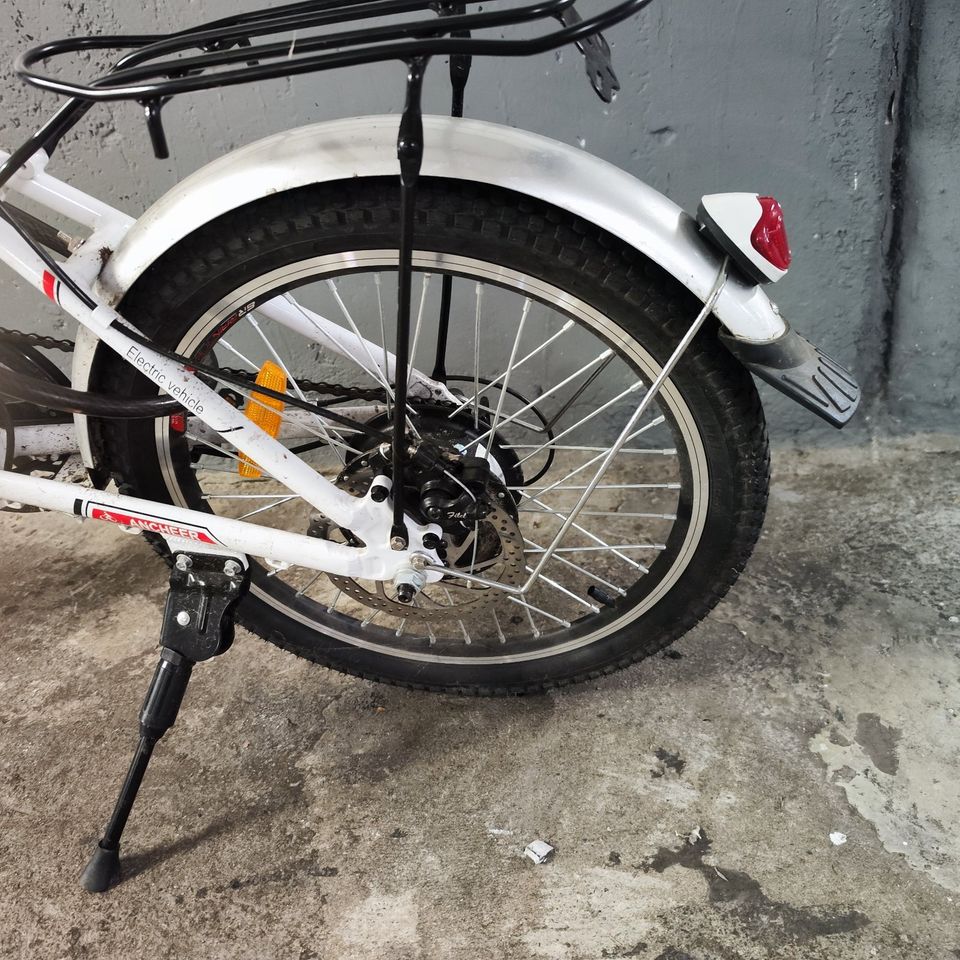 E-Bike 16" klappbar in Brühl