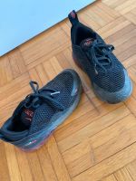 10 Euro Nike Schuhe gr 28,5 sehr guter Zustand Nordrhein-Westfalen - Leverkusen Vorschau