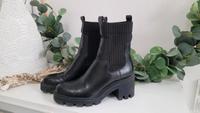 Zara Boots 40 Schwarz München - Pasing-Obermenzing Vorschau