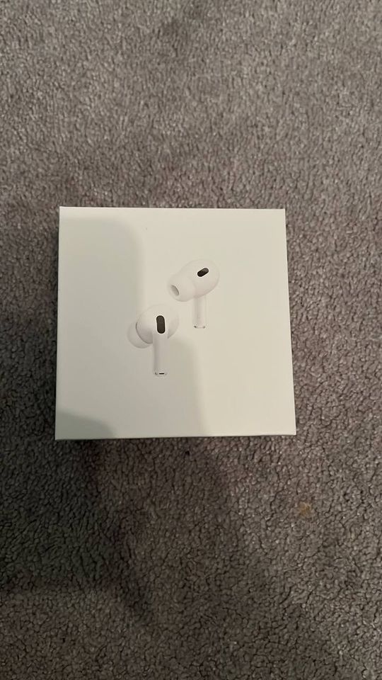 Airpods Pro original verpackt in München