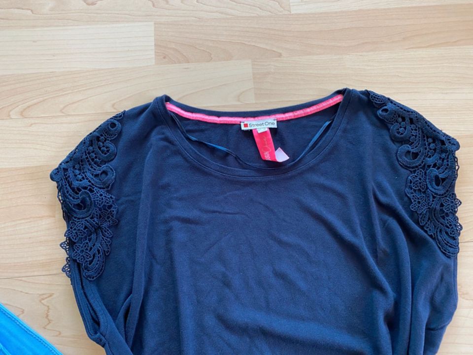 meerblaues Set: kurze Jeanshort George + Shirt Gr. 44 Blau Top in Freyung