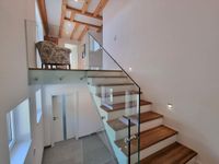 Anspruchsvolles Loft-Wohnhaus mit hochwertigem "Wohnzimmer" für Ihre Autos! Bayern - Ahorn b. Coburg Vorschau