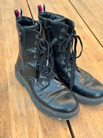 Tommy Hilfiger Boots Stiefel Gr 39 Hessen - Rosbach (v d Höhe) Vorschau