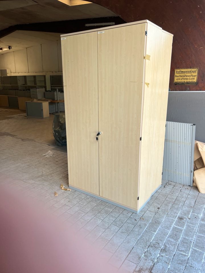 2 x Aktenschrank / Werkzeugschrank / Kellerschrsnk / Garagenschrank / Aufbewahrung / Archivschrank / Büromöbel in Darmstadt