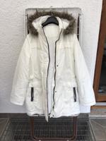 Weiße Jacke, abnehmbare Kapuze, 80 cm lang, Größe XL 48/50, neu Nordrhein-Westfalen - Wilnsdorf Vorschau