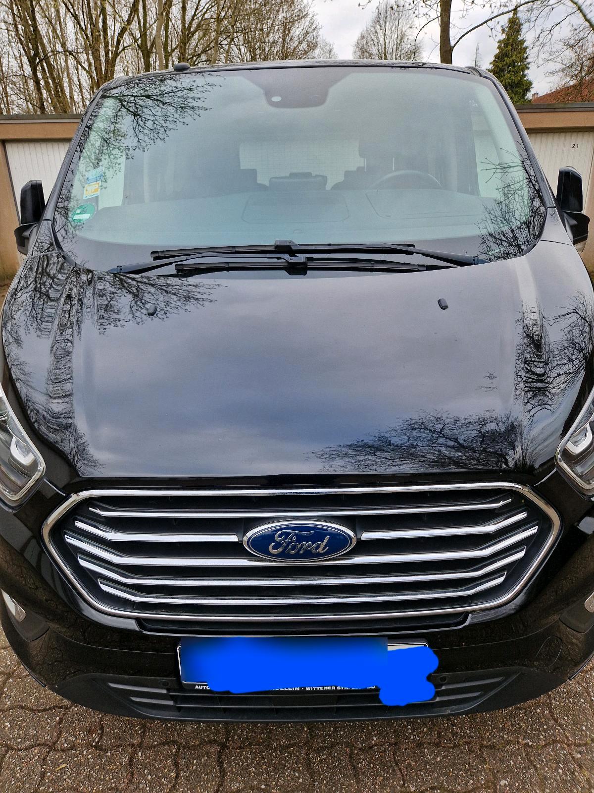 Abbildung des Autos Ford tourneo custom zu v…