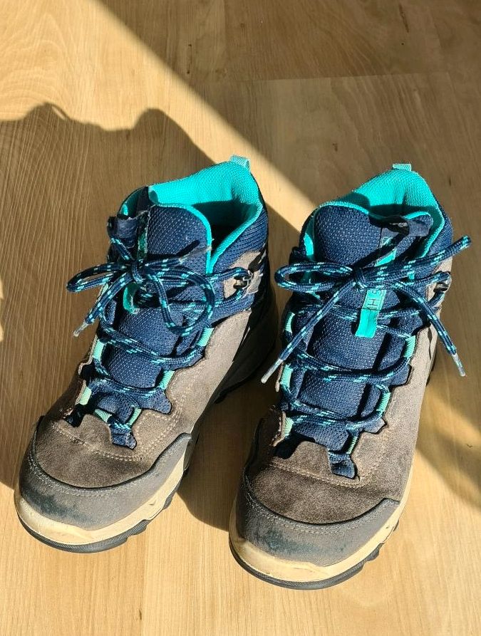 Trekkingschuhe Wanderschuhe Quechua Gr. 34 in Walzbachtal