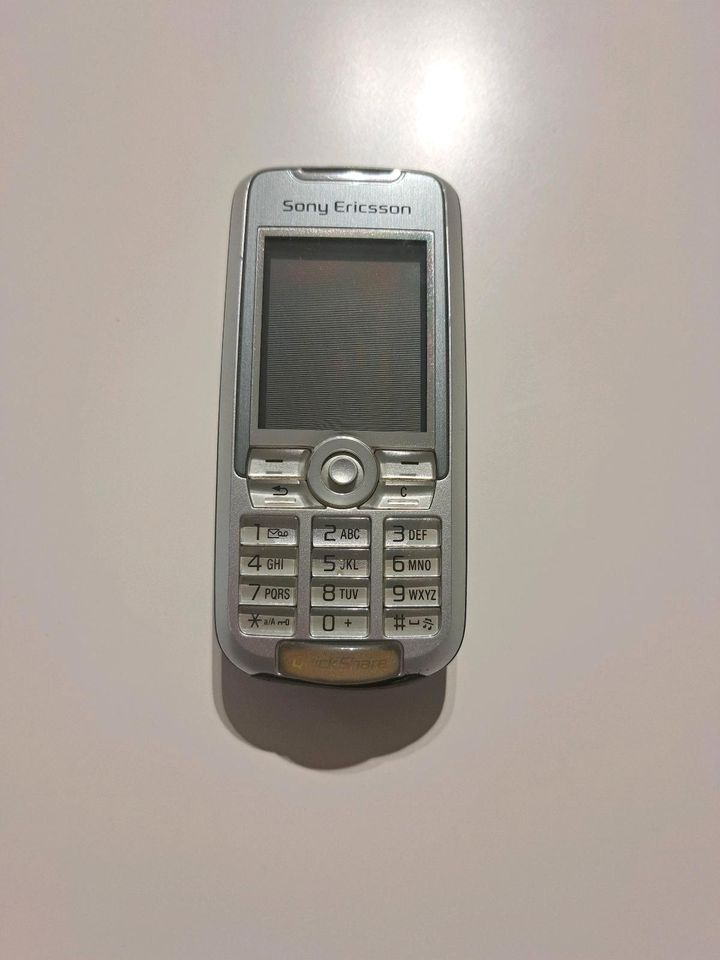 Sony Ericsson K700i / Handy / Mobiltelefon in Ostfildern
