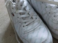 * Hilfiger sneaker gr 42❤️ top Nordrhein-Westfalen - Krefeld Vorschau