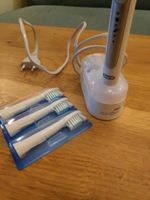 Oral-B Pulsonic Slim 1000 elektrische Zahnbürste, wenig benutzt Baden-Württemberg - Ettlingen Vorschau