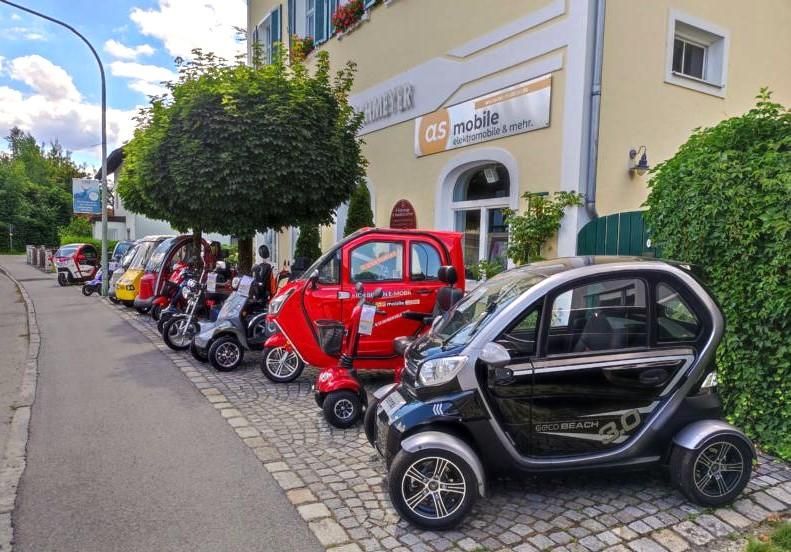 Seniorenfahrzeug Elektromobil E Roller Mofaauto Trike Quad 25 45 in Nürnberg (Mittelfr)