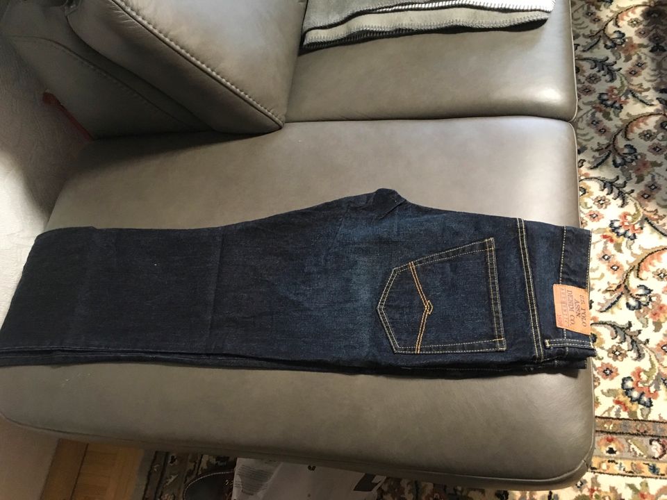 Jeans Hose U.S. Assn. Gr. 32x32 schwarz in Essen