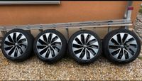 VW Passat, Golf Alufelgen 215/45 R17 Sommerreifen wie Neu! Sachsen - Wilkau-Haßlau Vorschau