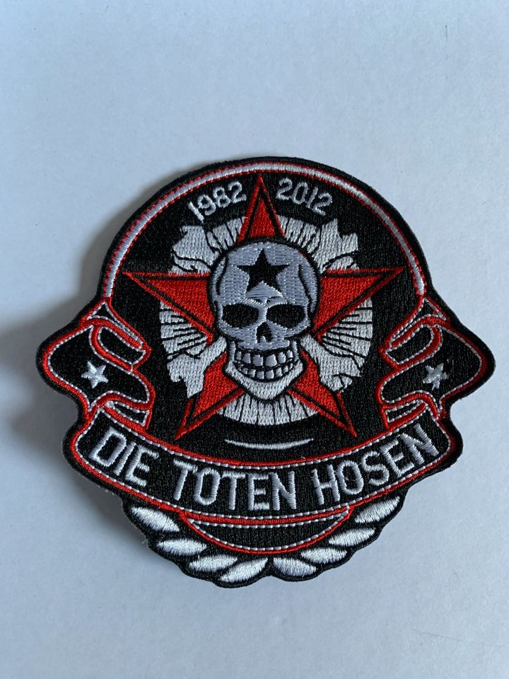 DIE TOTEN HOSEN Aufkleber Aufnäher Pin Box in Hagen