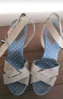 Sandalen,High Heels,Plateau, TOMMY HILFIGER,khaki,Gr.40 Nordrhein-Westfalen - Erkelenz Vorschau