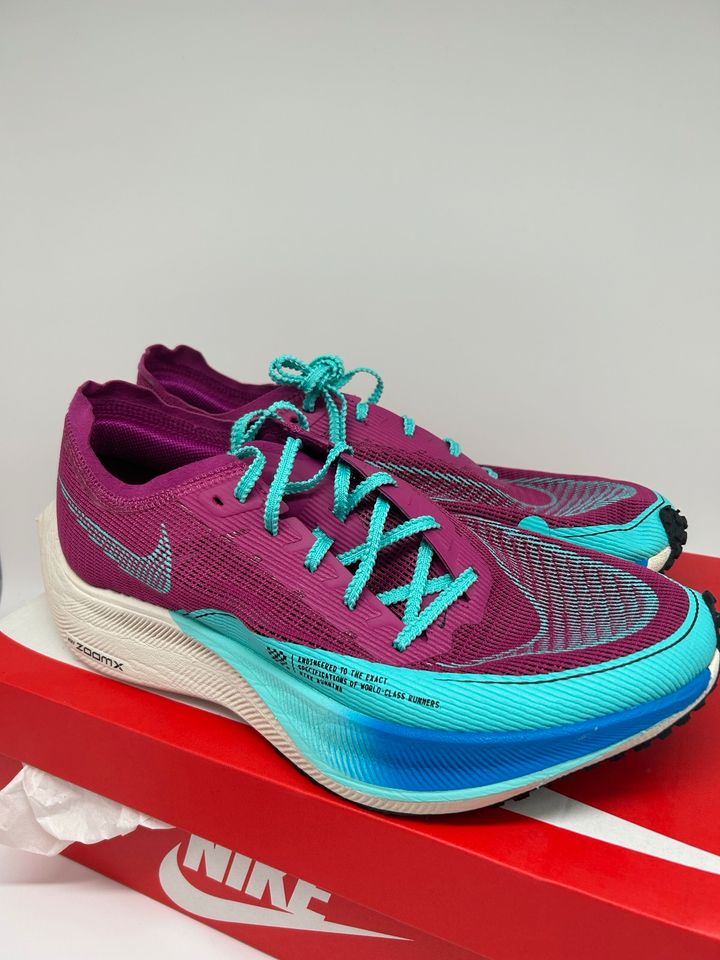 Nike Laufschuhe Running Zoom Vaporfly Gr. 44 Neuwertig in Aachen