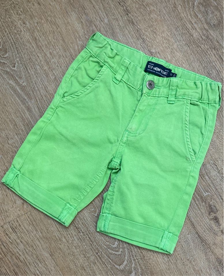 Kurze Hose Jeans Shorts Gr. 104/110 in Dresden