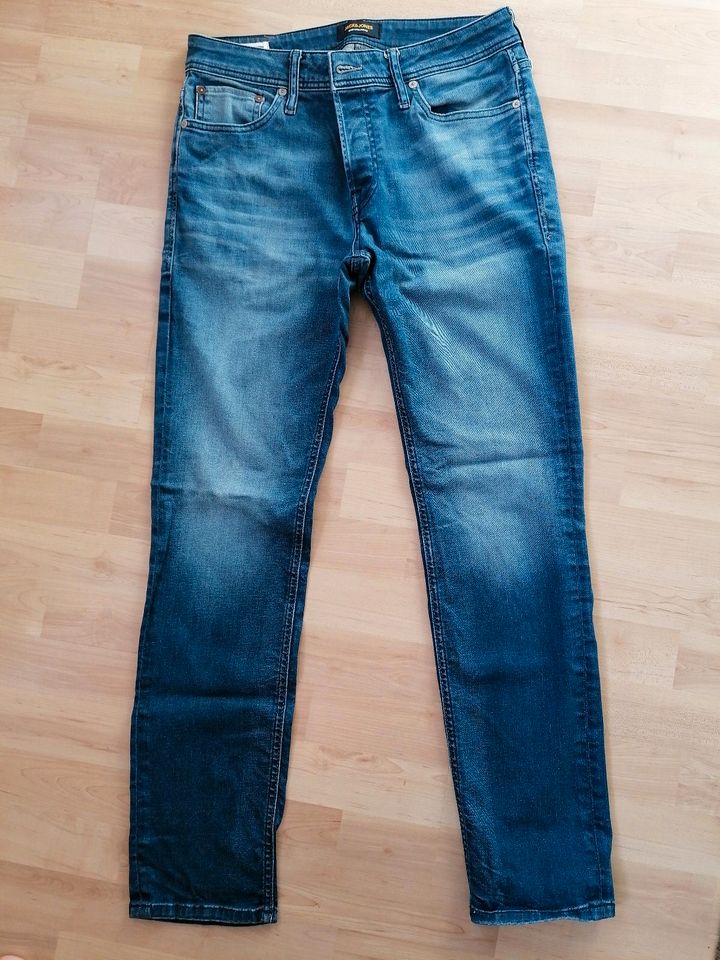 Jeans slim straight Gr. 30 von Jack & Jones in Hürth