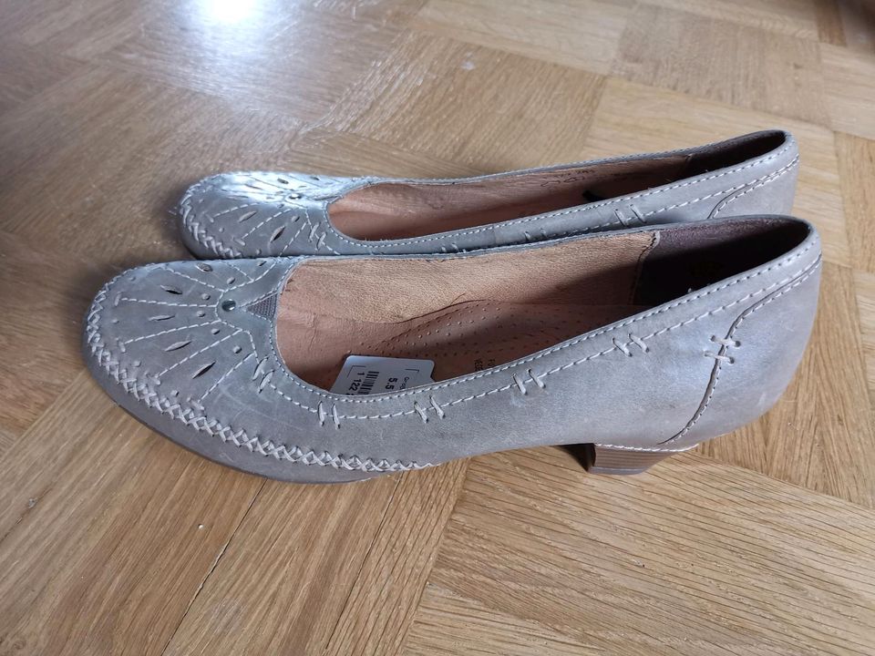 Hübsche Ballerinas von Medicus, Gr. 5,5 - NEU in Alsfeld