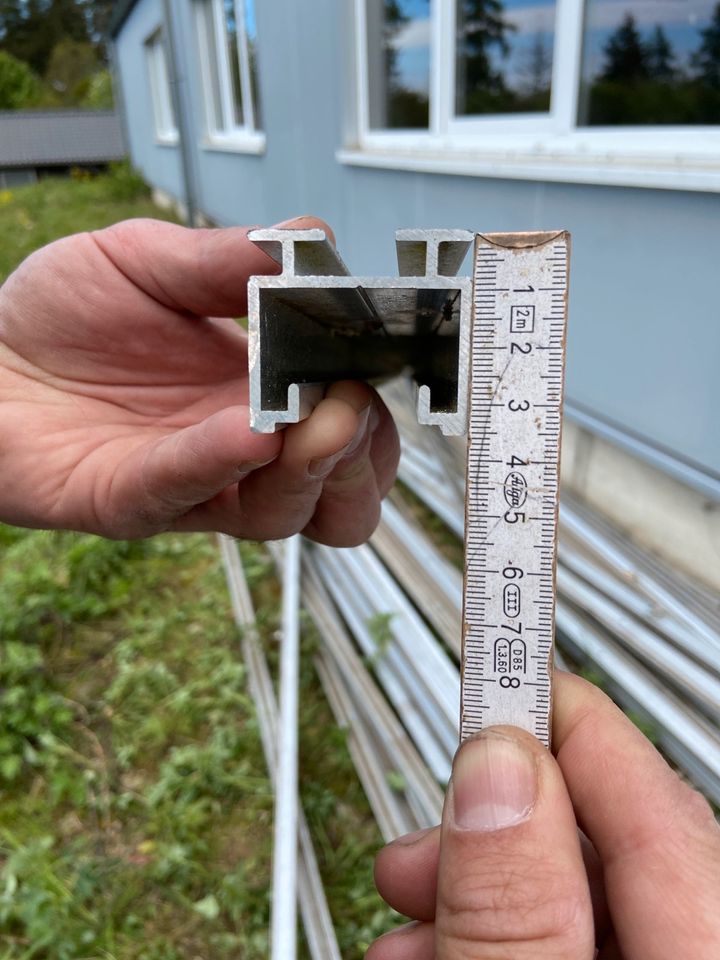 Aluminium Profile( PV-Unterkonstruktion ) in Bermel
