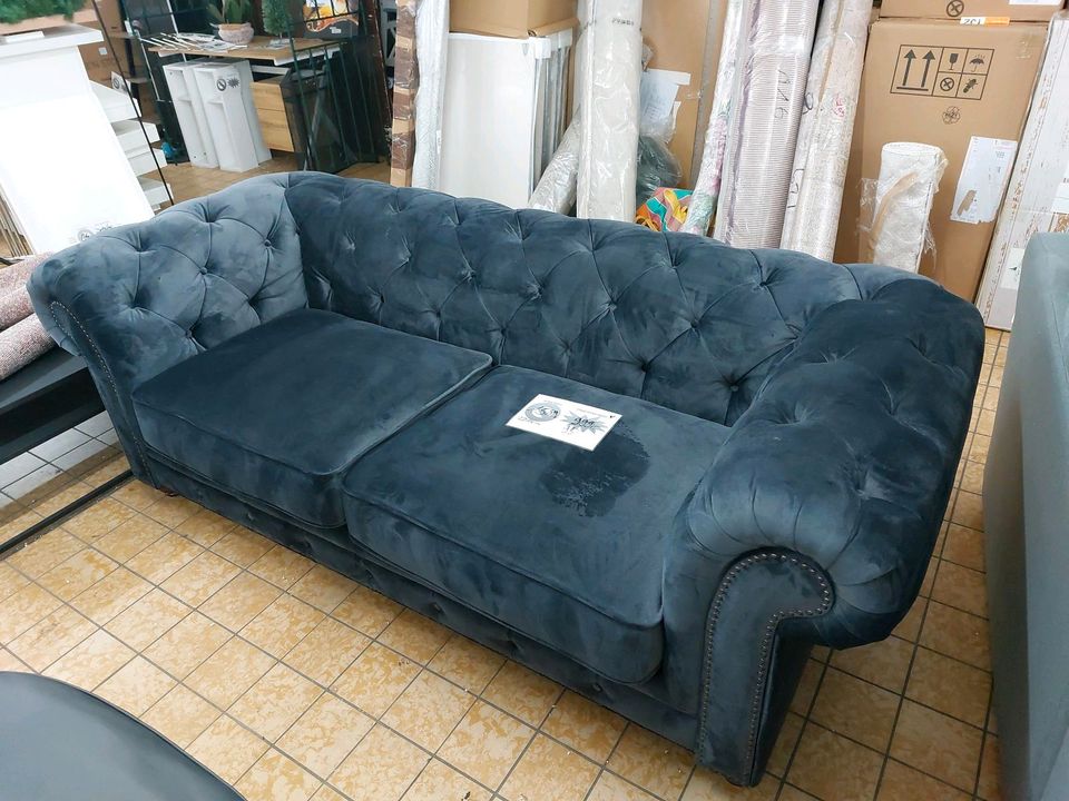 Sofa Couch Chesterfield Polster Möbel UVP 1589€ in Herbstein