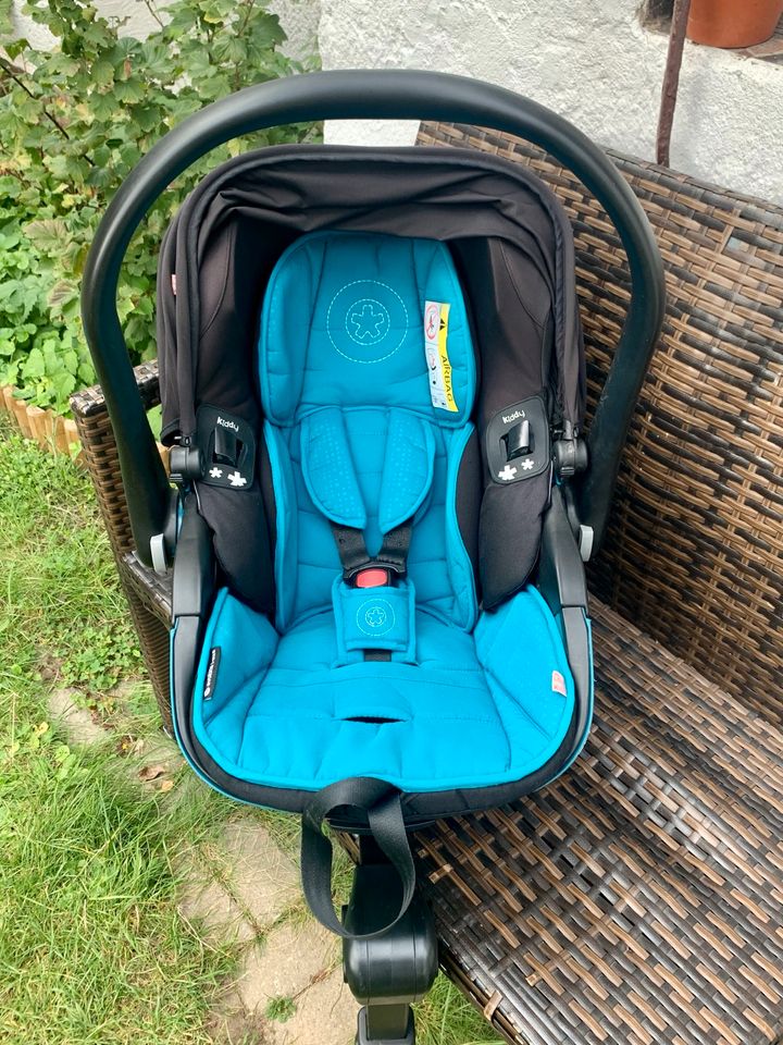 Babyschale KIDDY evo-luna i-size in türkis ISOFIX Kindersitz in Leipzig