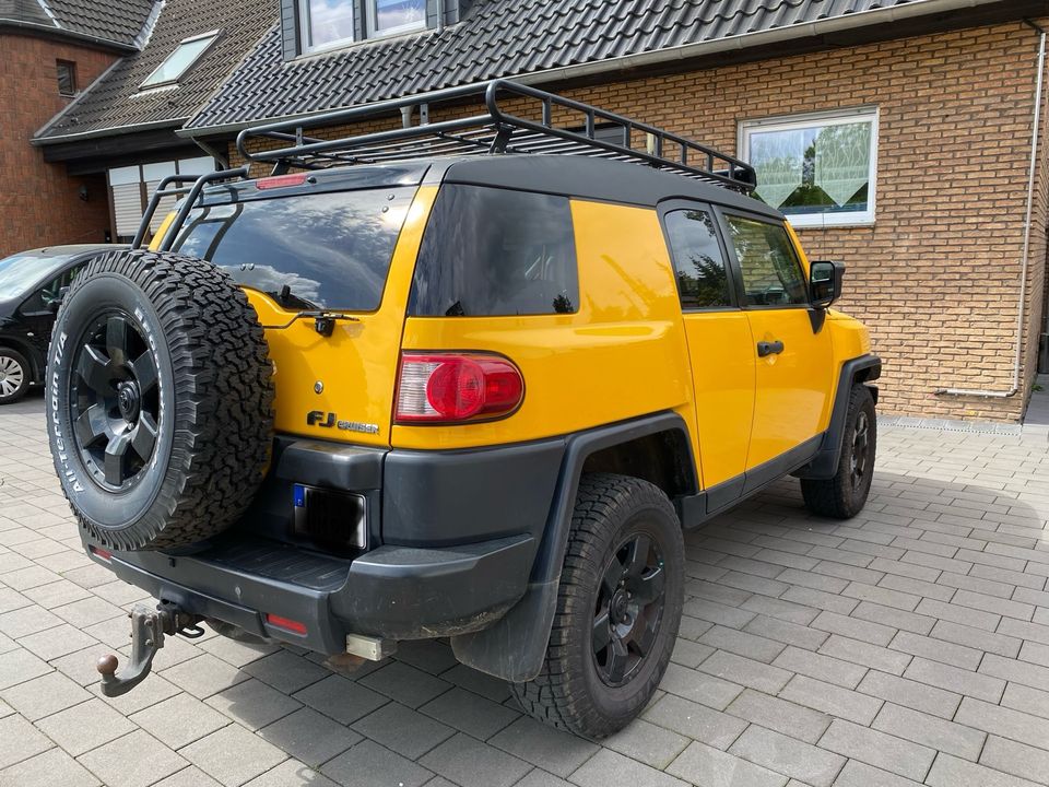 Toyota Fj Cruiser 4.0 LPG in Mülheim (Ruhr)