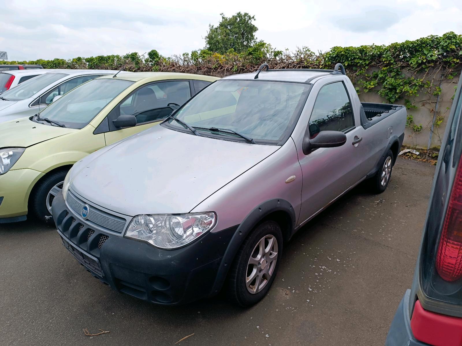 Abbildung des Autos Fiat Strada Pick Up 1.3d