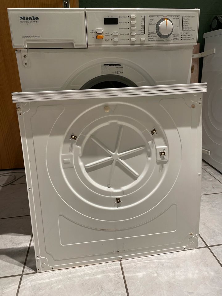 Miele Einbau-Waschmaschine | Softtronic W489 in Neumünster