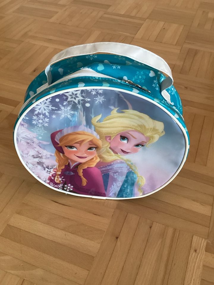 Tasche/Kosmetiktasche Anna und Elsa von Disney in Kleinostheim