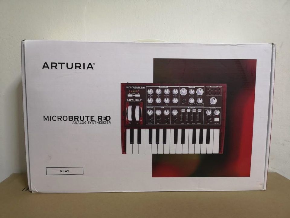 Arturia Microbrute RED Limited Edition in Essen