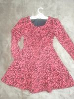 Kleid rot-schwarz 5-6 Jahre Nordrhein-Westfalen - Hattingen Vorschau