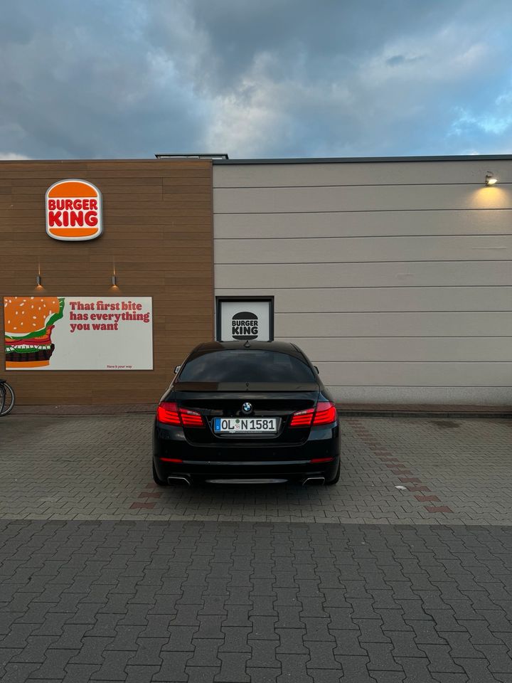BMW F10 550i Limousine m Packet in Bremen