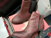 Mustang Stiefeletten mit Metall Applikationen bordeaux Sachsen-Anhalt - Halle Vorschau