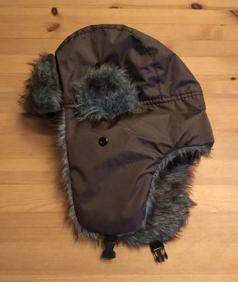 Herren Winterkappe/ Fellmütze in braun, One Size, wie NEU in Kisdorf