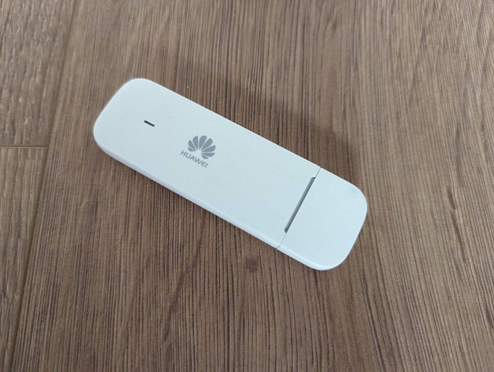 Huawei E3372 LTE USB Stick Modem TOP mobiles Internet in Bochum
