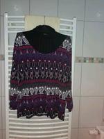 Schicker Rollkragenpullover mit Verzierung Größe 48 Bayern - Würzburg Vorschau
