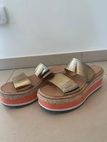 Prada Sandaletten Wedges Original Damen Gr. 38,5 Topzustand Nordrhein-Westfalen - Neuss Vorschau