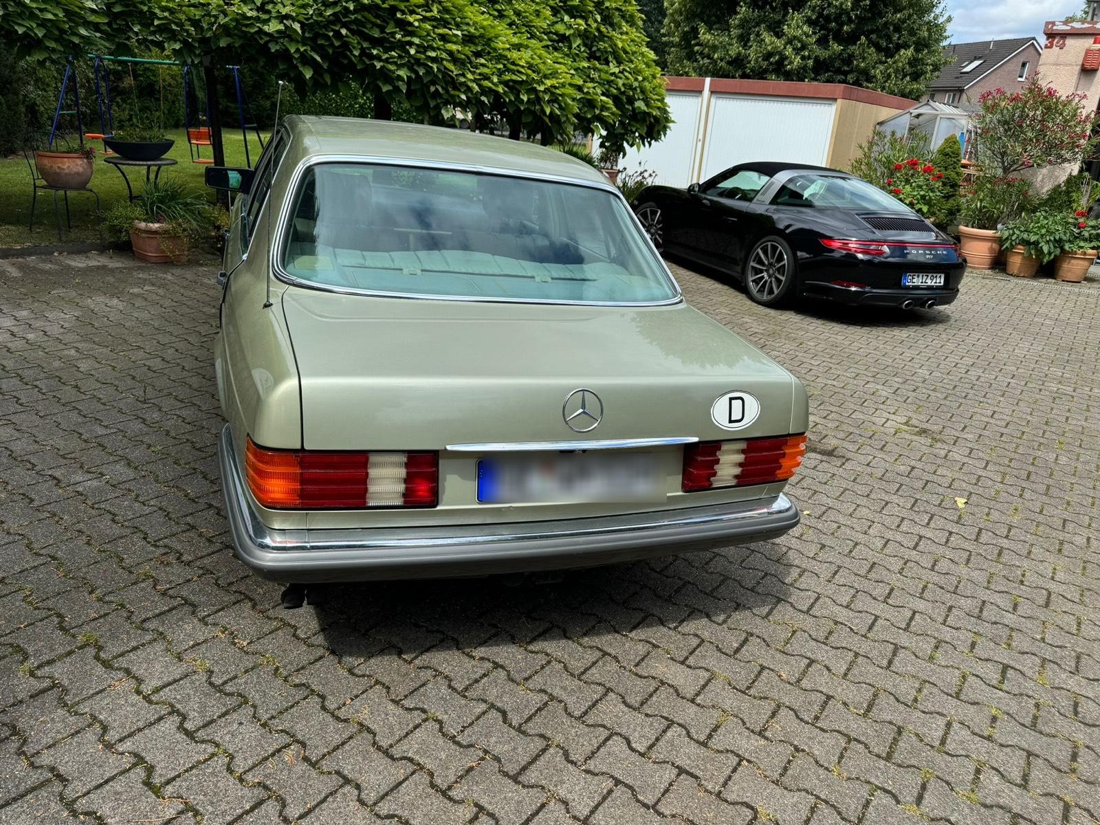 Abbildung des Autos Mercedes 380 SE W126