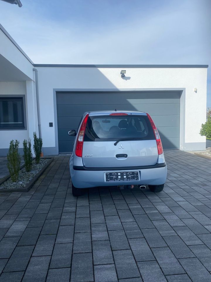 Mitsubishi Colt Z30 in Osterhofen